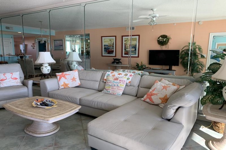 The Pearl of Navarre - Unit 302