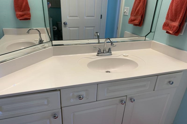 The Pearl of Navarre - Unit 302